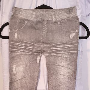 Connection 18 Gray Leggins designed as Ripped Jeans, Size M (runs S), Used